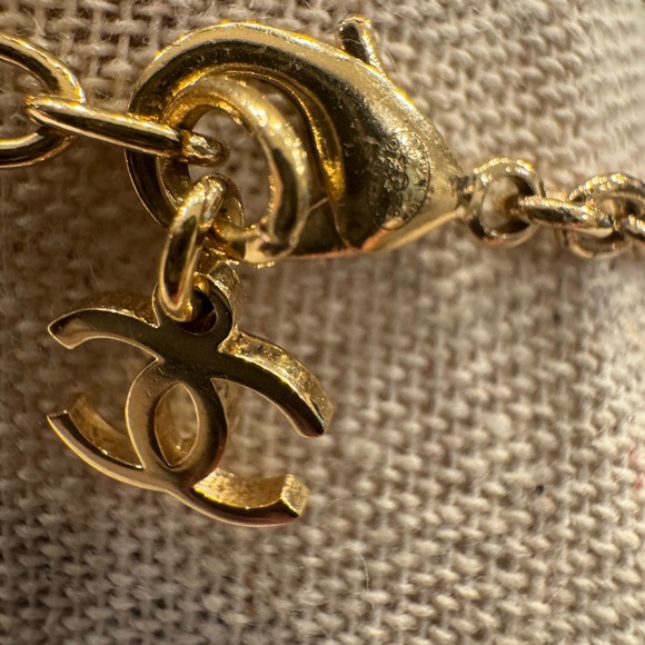 CHANEL Gold and Silver Heart Necklace - Picture 6 of 11